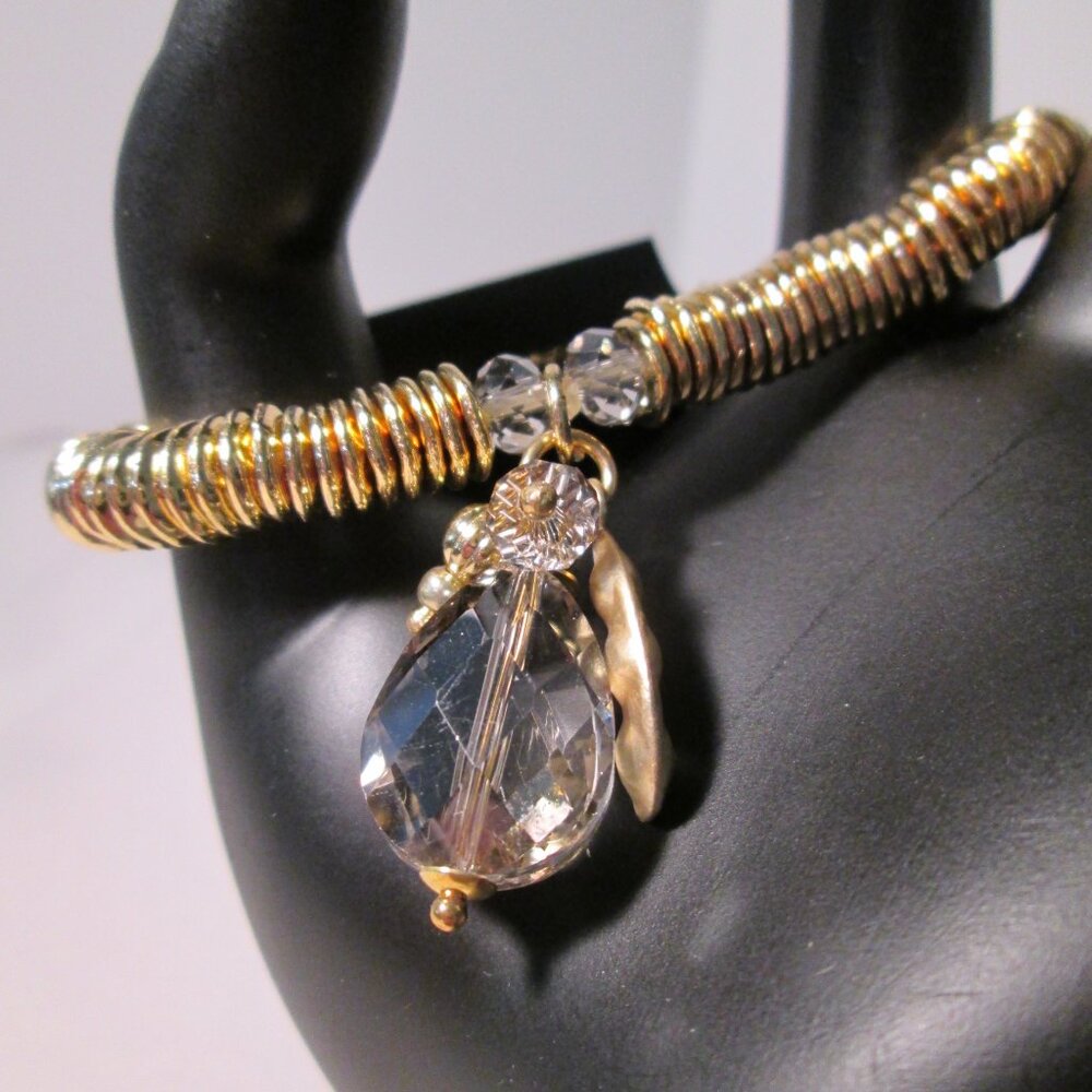 🌟 Saachi Pea Pod Charm Stretch Bracelet 🌟